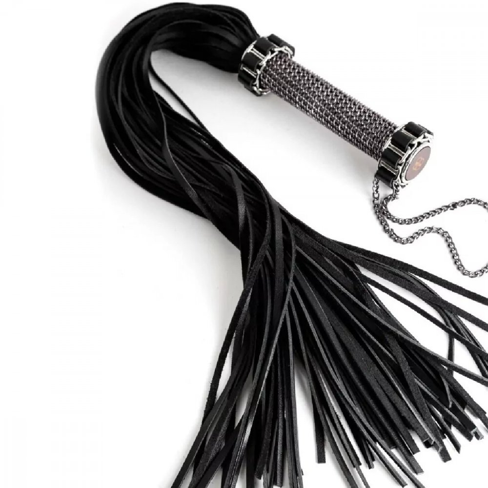 Плеть с рукояткой из плетеной цепочки кожа черный 75 см