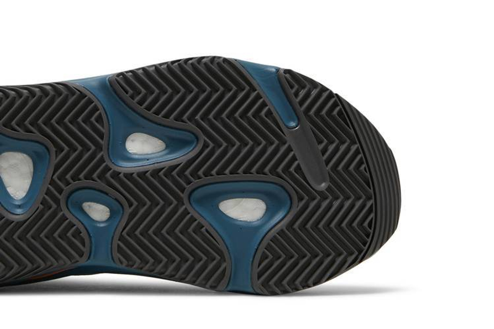 Кроссовки Adidas Originals Yeezy Boost 700 "Faded Azure"