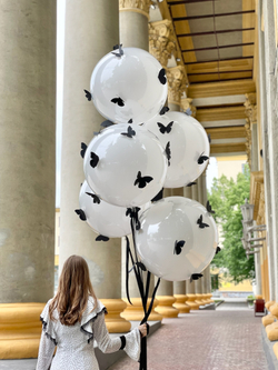 Сет №1427. Один шар с бабочками. Гигант 60 см