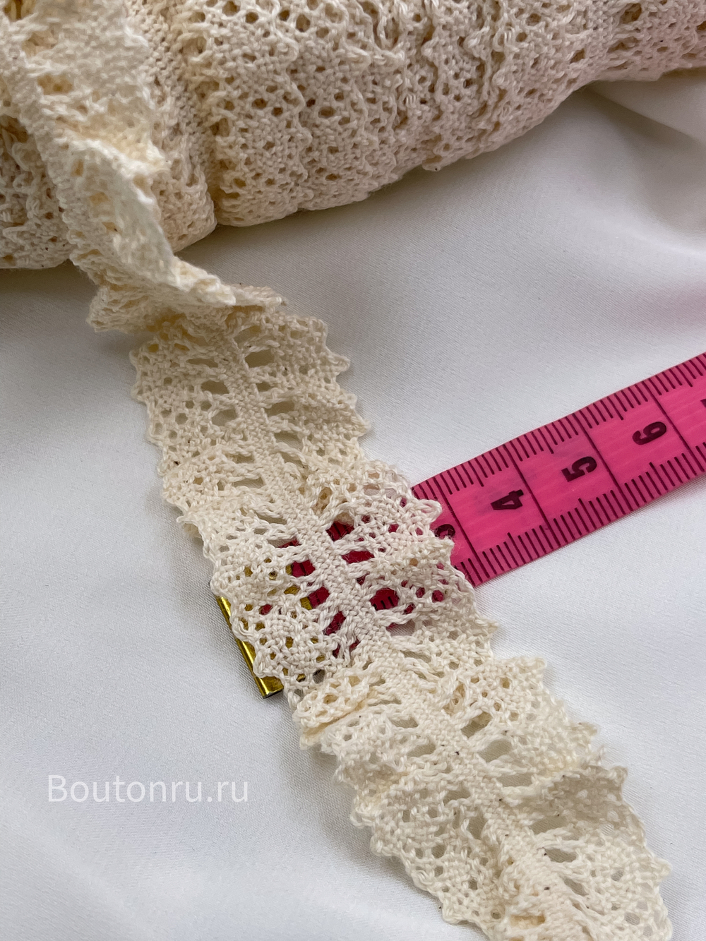 Кружево бежевое