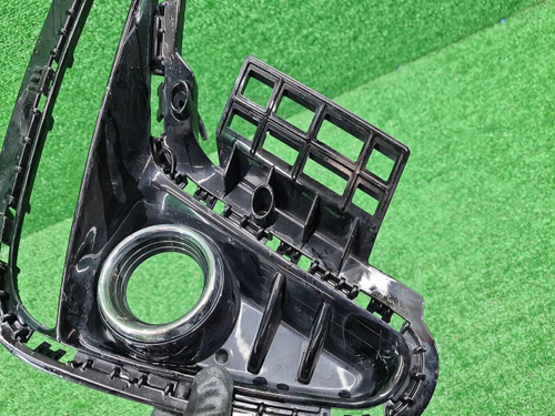 Накладка ДХО и ПТФ правая Kia Rio 4 (17-20) Седан