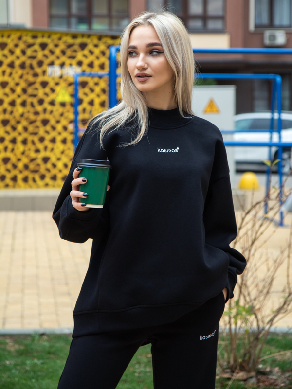 Свитшот женский оверсайз с начесом черный