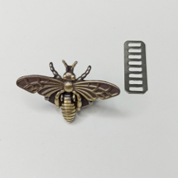 Замок вертушка  Мотылек на винтах 32*46 Антик