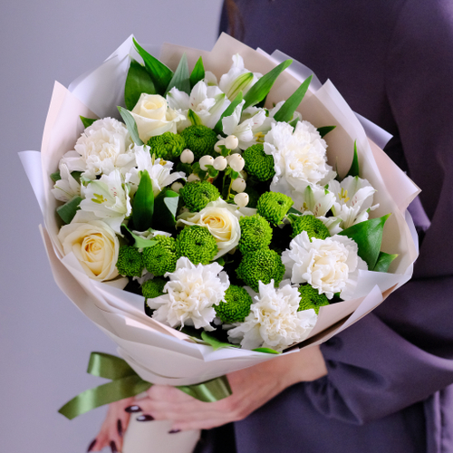 Купить Нежный букет с белыми розами #96