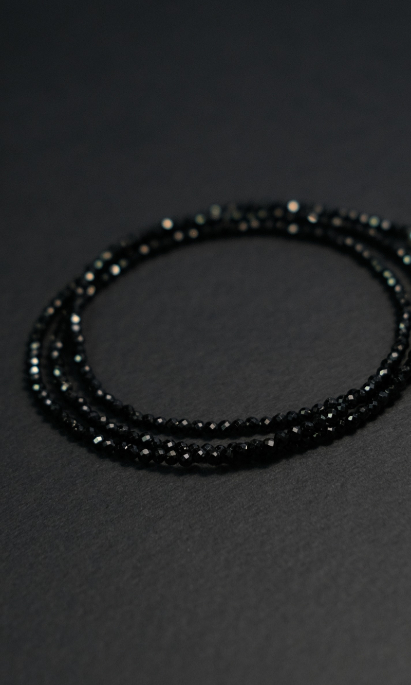 Цепочка "Memo about Target" из черной шпинели 47-54 см