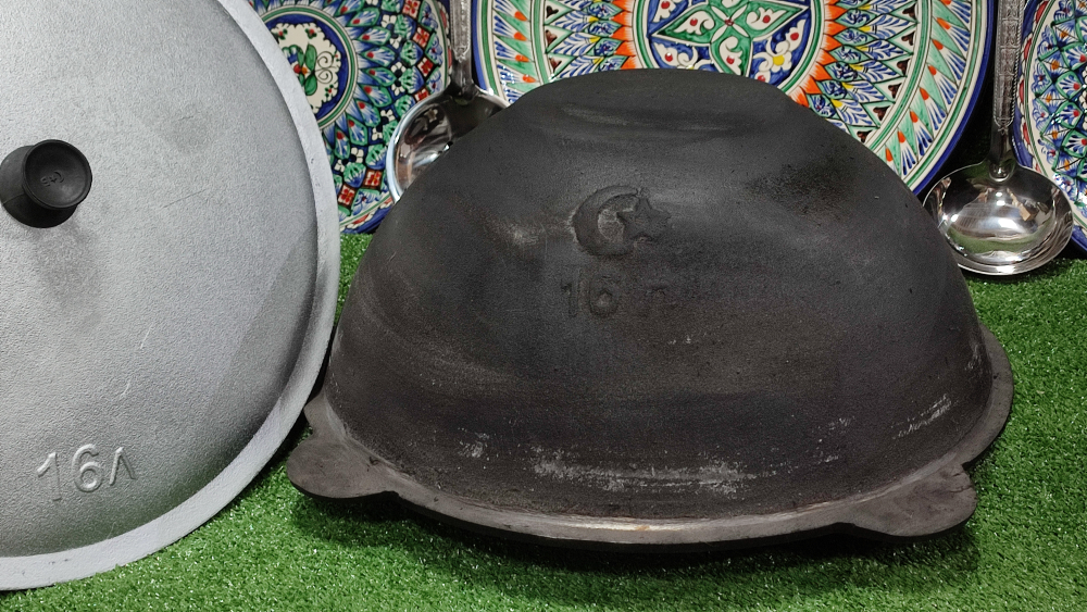 Чугунный казан на 16 литров