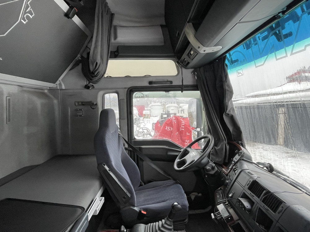 Кабина высокая