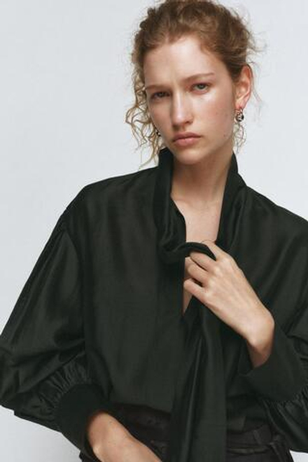 ZARA АТЛАСНАЯ РУБАШКА С ПЛАТКОМ — ZW COLLECTION, ЗЕЛЕНЫЙ