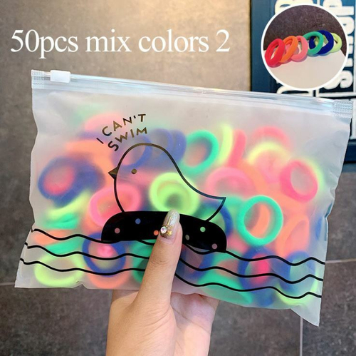 Набор резинок для волос в косметичке 50 шт. Цвет Яркий-темный микс.