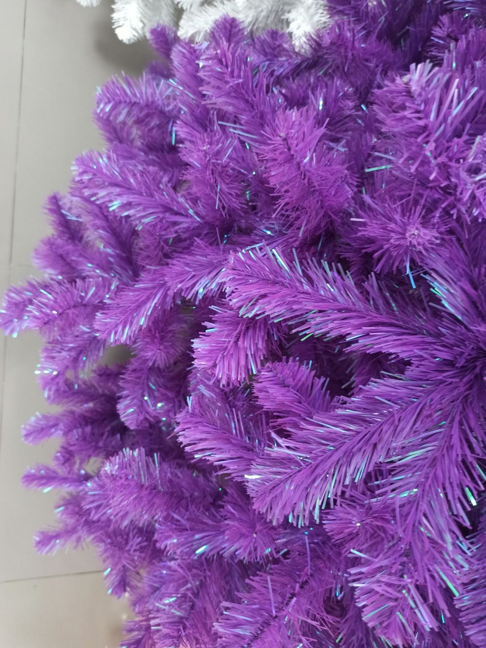 Искусственная фиолетовая елка «Искристая фиолетовая» (пвх) 180 см / 1.8 м