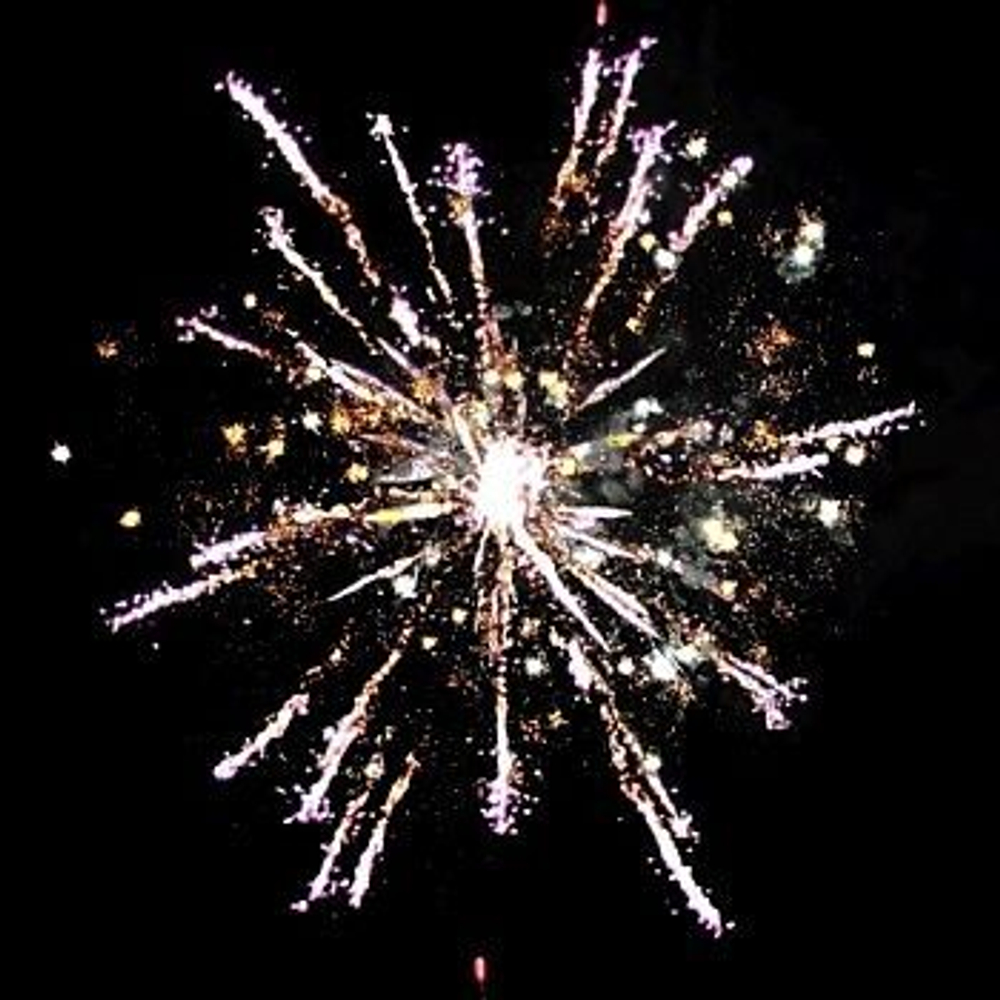 Батарея салютов "Страйк" (0.8 х 100)