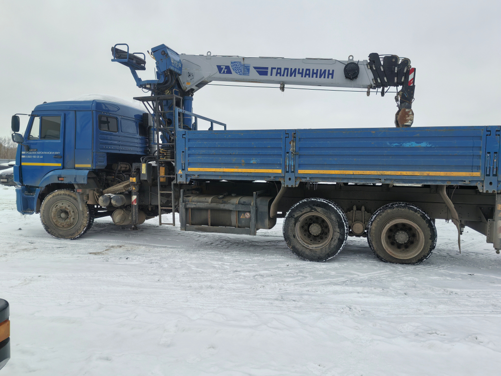 Галичский автокрановый завод (ГАКЗ) КМА-150* на шасси КамАЗ 65117 6x4 Бортовой с КМУ КМА-150-2 (Дизе