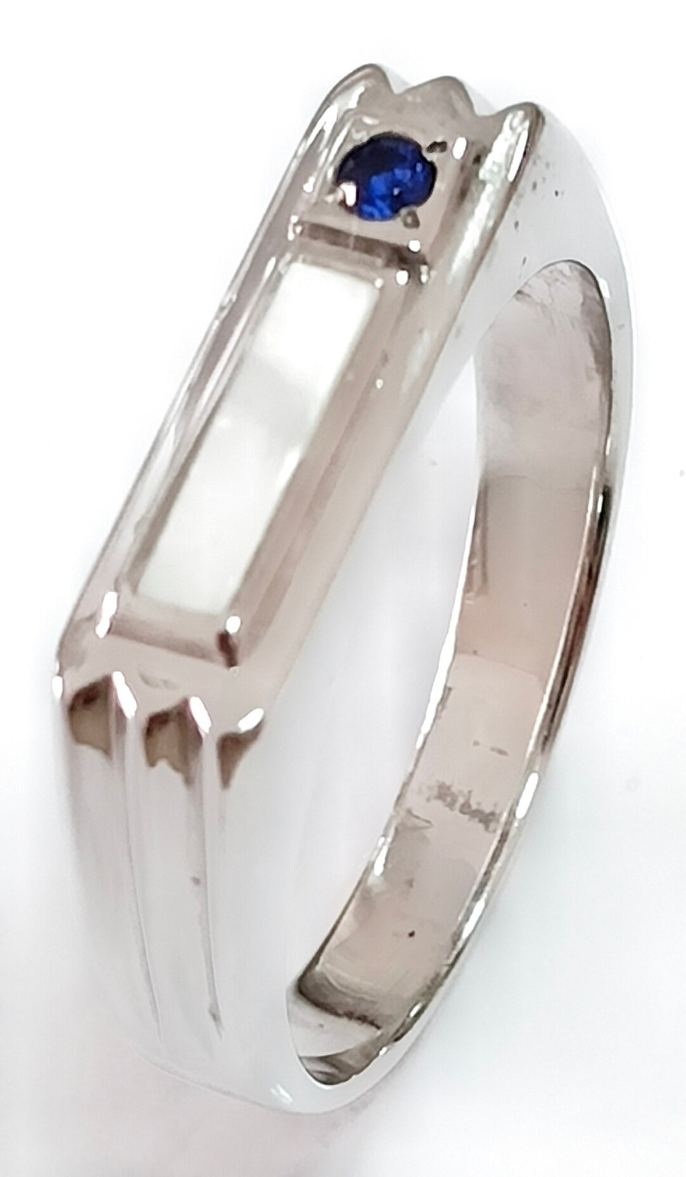 Ювелирное мужское кольцо из серебра