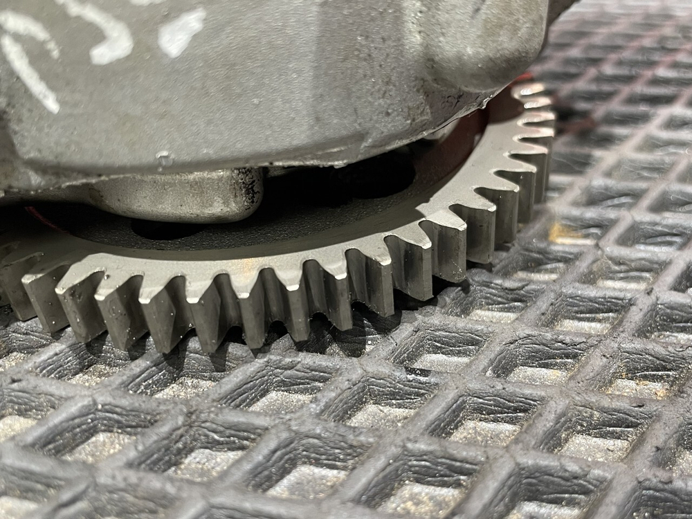 Насос масляный 2019г