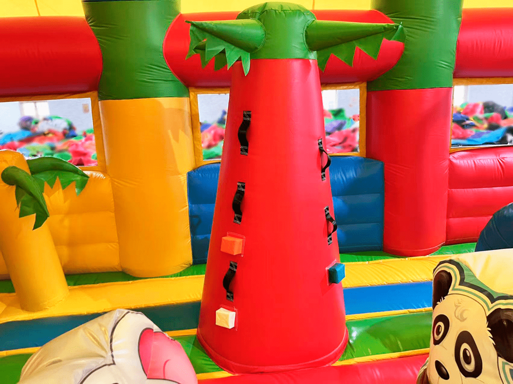 Надувной батут "Страна Сафария" с крышей и высокими горками 11*8*6 м