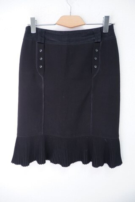 Юбка лаконичная 46 размер