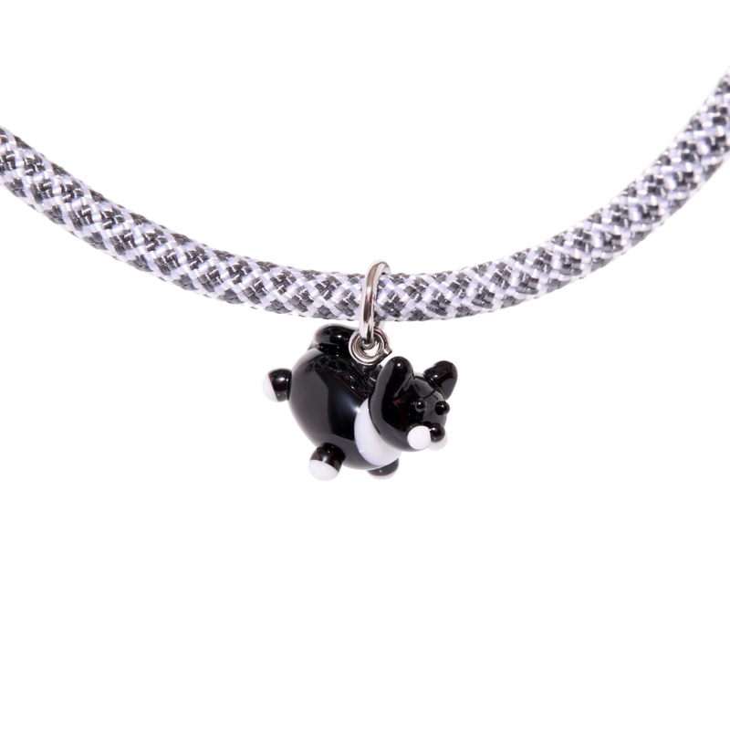 Колье Мой Любимый Пушистик на Паракорде – Черно-белый кот