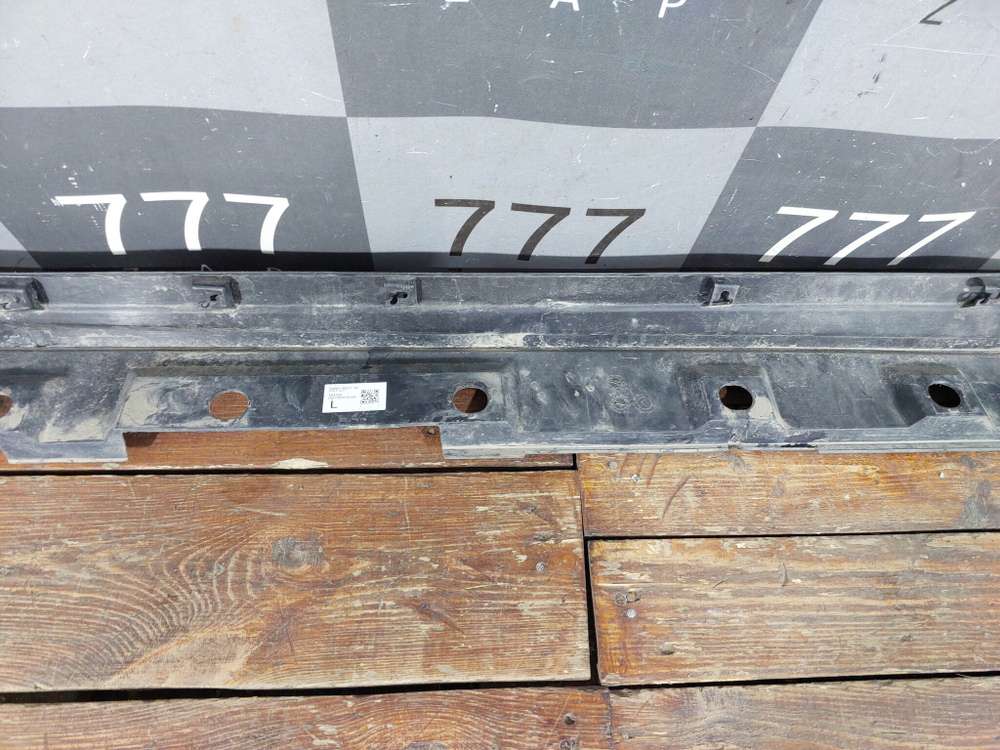 Накладка порога левого Toyota RAV4 V (XA50) 18-нв Б/У Оригинал 7586042030