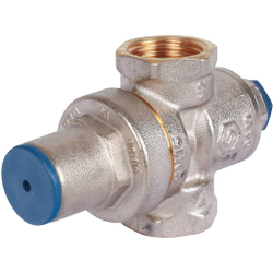 Редуктор давления поршневой с выходом для манометра   1/2"