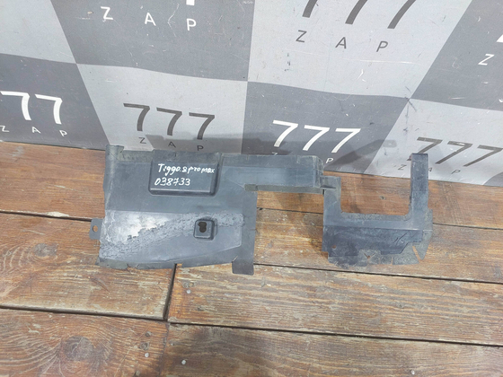 Дефлектор радиатора правый Chery Tiggo 8 Pro 21-нв Б/У Оригинал 302000904AA