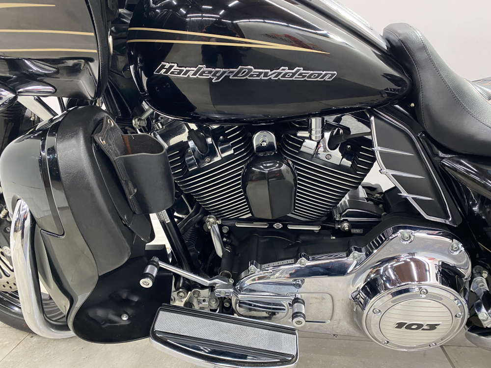 Harley-Davidson Road Glide FLTRU1690 050609
