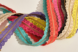 МОЛНИИ,  БЕГУНКИ