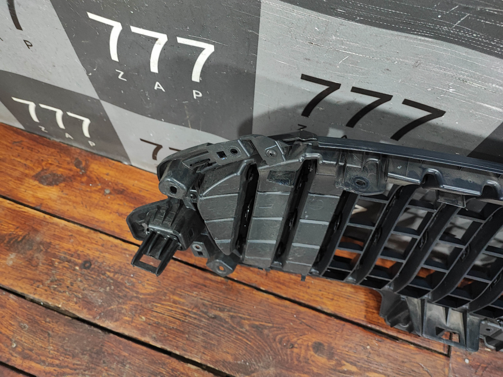 Решетка радиатора Haval Jolion 24-нв Б/У Оригинал 5509104XST13A