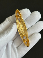 Брошь с фиолетовым кабошоном и кристаллами Givenchy