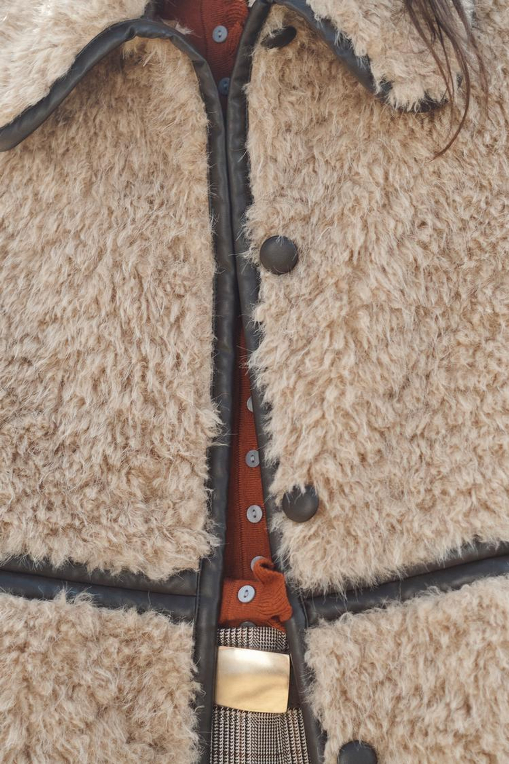 ZARA ДЛИННОЕ ПАЛЬТО ИЗ ИСКУССТВЕННОГО МЕХА, СВЕТЛО-КОРИЧНЕВЫЙ