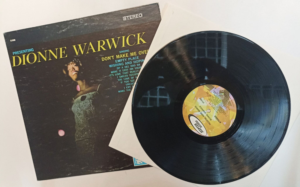 Винтажная виниловая пластинка LP Dionne Warwick Presenting Dionne Warwick (USA 1971)
