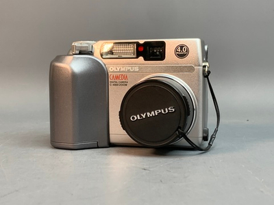 Olympus C-4000 zoom Camedia