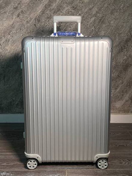 Чемодан Rimowa