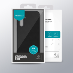 Усиленный чехол черного цвета от Nillkin для Samsung Galaxy S23 FE, серия Super Frosted Shield Pro