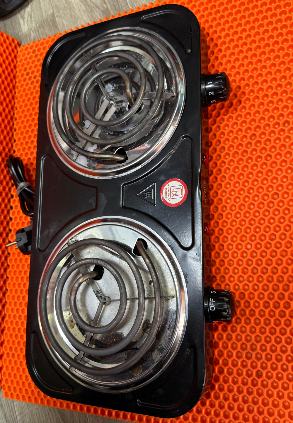 Плитка электрическая Aceline CS-020b