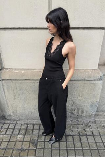 ZARA ФУТБОЛКА В РУБЧИК С КРУЖЕВОМ, ЧЕРНЫЙ