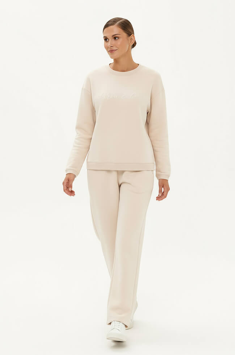 23440 Свитшот женский (светло-бежевый)