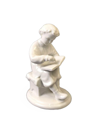 Фарфоровая статуэтка "Юный Ленин" ЛФЗ