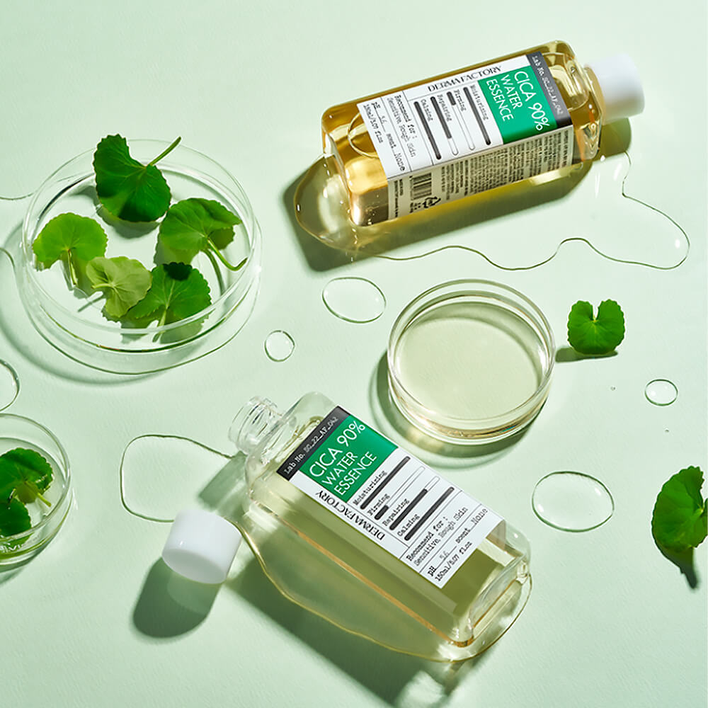 Успокаивающий тонер-эссенция с 90% центеллы Derma Factory Cica 90% Water Essence