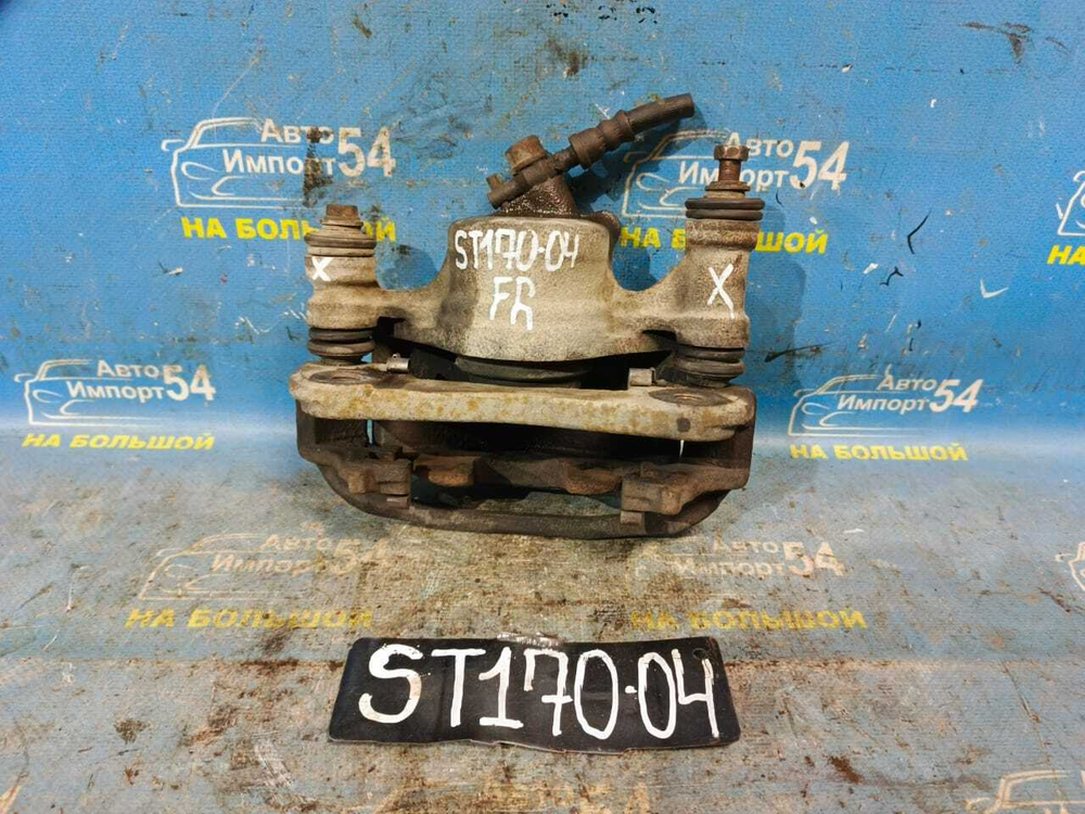 Суппорт тормозной передний правый TOYOTA CORONA 1991
