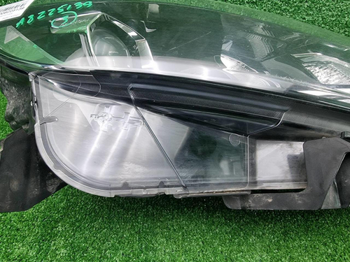 Фара правая Nissan Qashqai 2 j11 (17-23) галоген