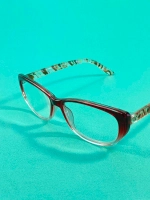 очки для зрения +3,5 для чтения дали корригирующие плюс 3,5