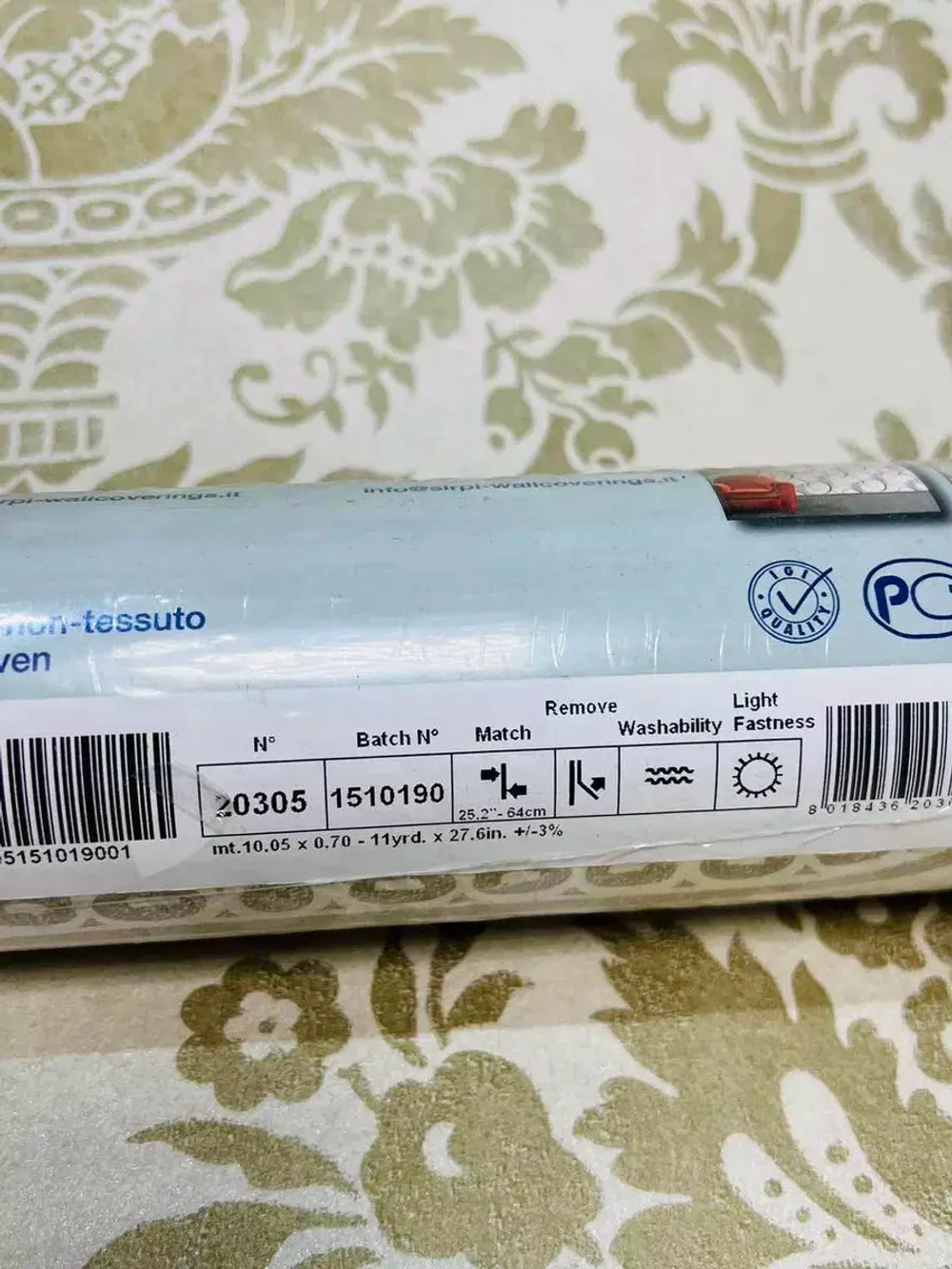 Обои чистый флизелин 20305 Rhinoceros Италия