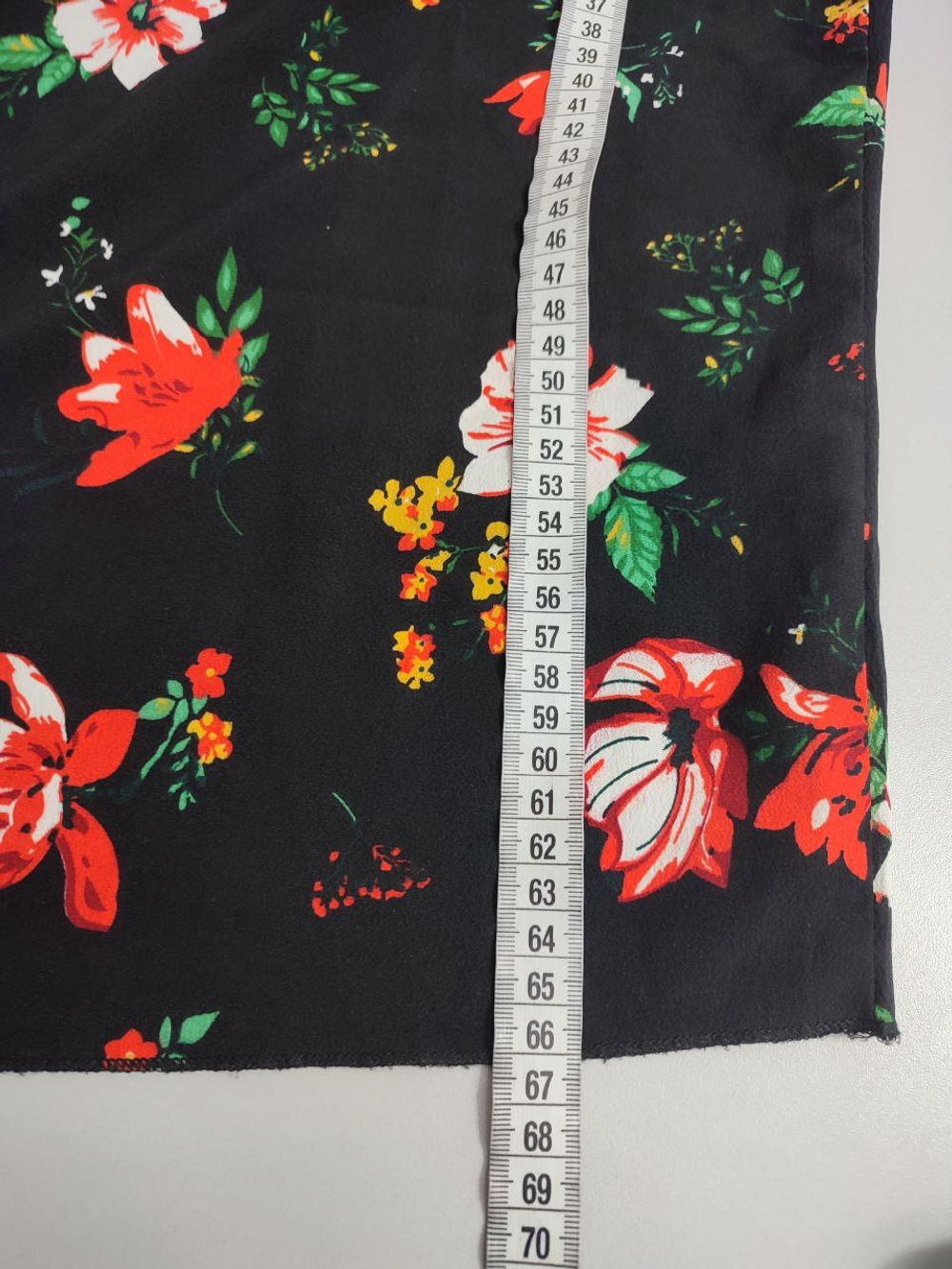 Блузка с цветами 54 размер