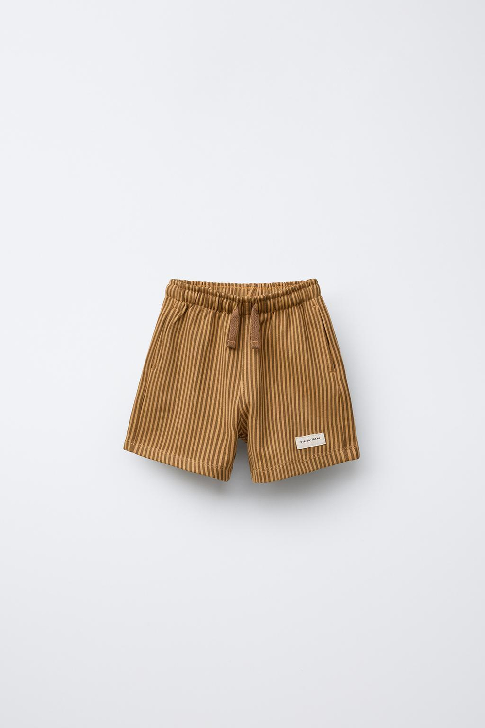 ZARA ШОРТЫ ИЗ МЯГКОЙ ТКАНИ В ПОЛОСКУ С НАШИВКОЙ, ОХРА