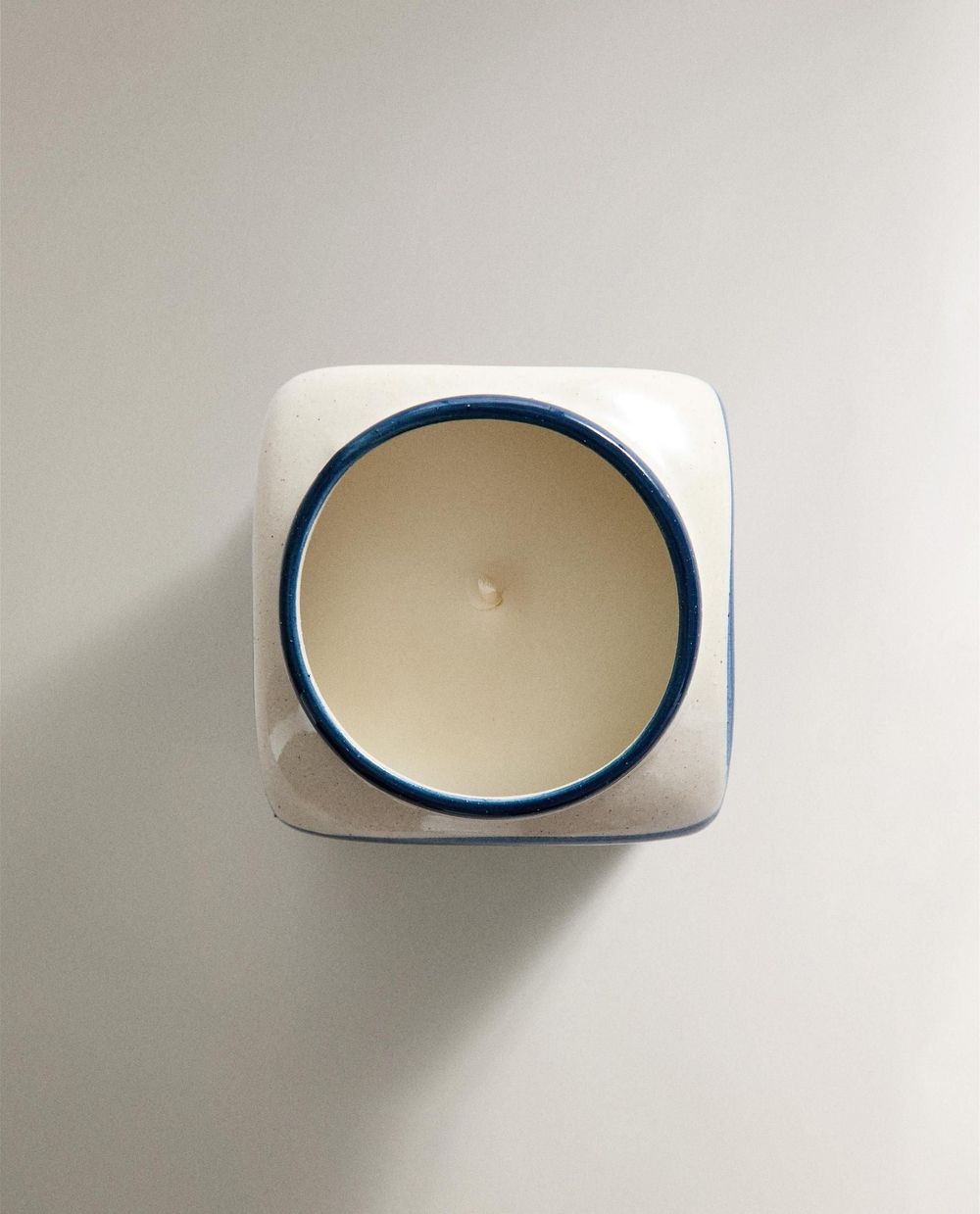 Zara Home - Ароматическая свеча citron sauvage, 320 г