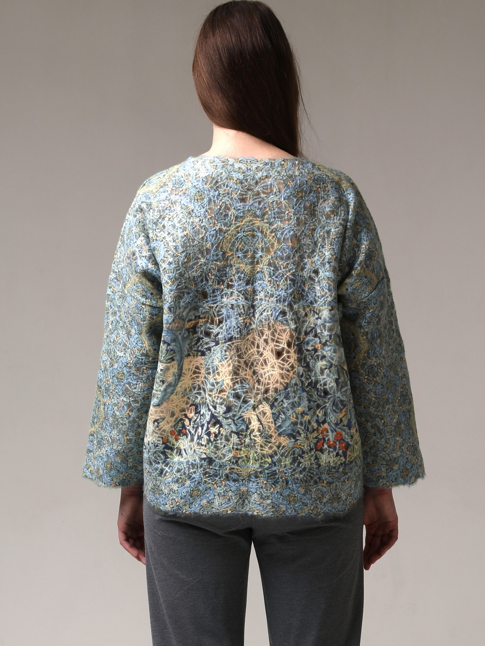 Шерстяной жакет "Вердюра", по мотивам шпалеры-вердюры «Лес» из мастерской Уильяма Морриса