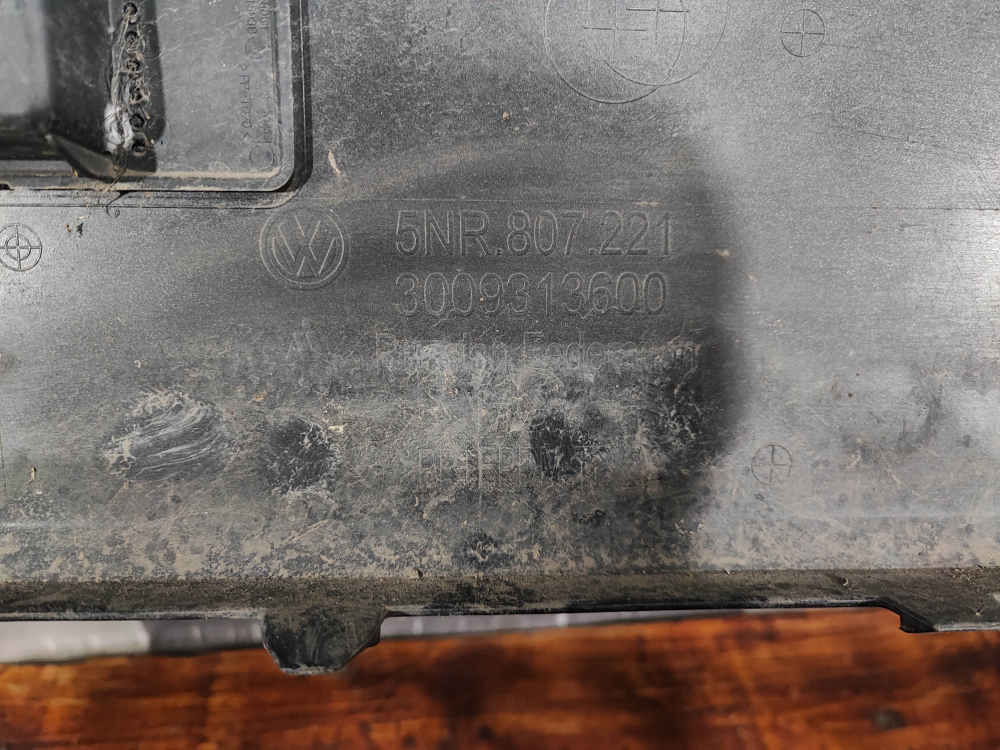 Бампер передний в сборе Volkswagen Tiguan 2 16-20 Б/У Оригинал 5NR807217GRU