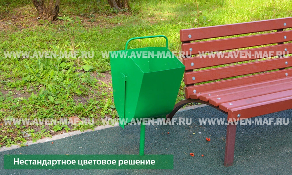 Металлическая урна для мусора