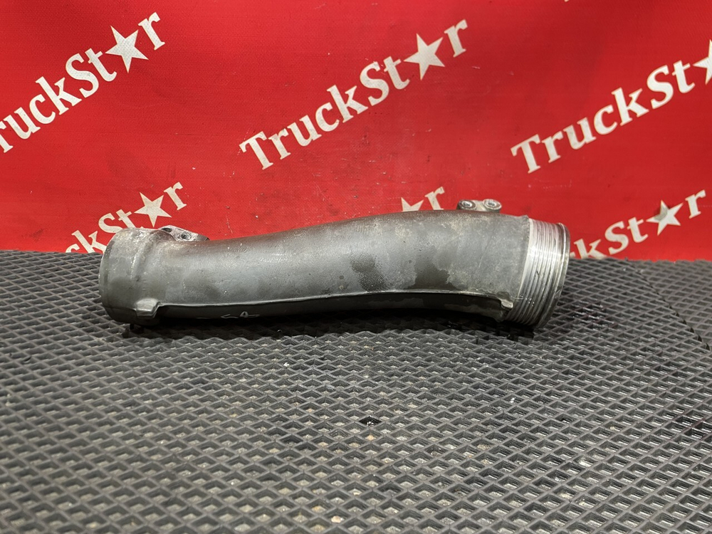 Патрубок интеркулера 2019 г.