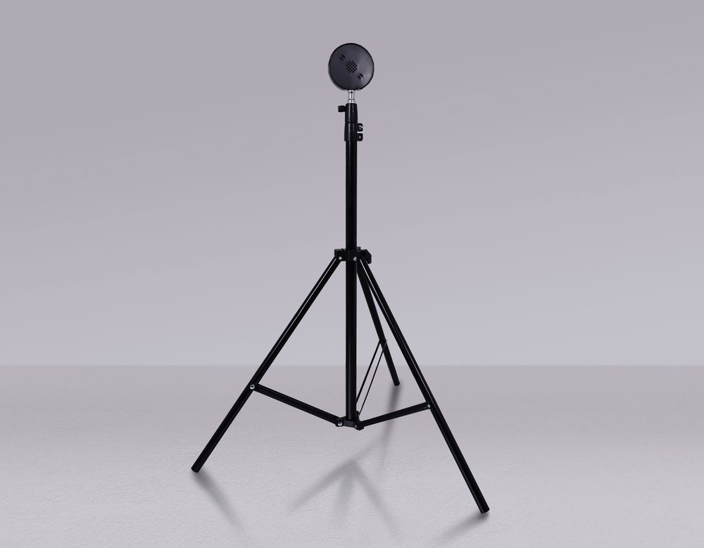 Ambrella Атмосферная светодиодная настольная лампа с пультом Desk DE8387